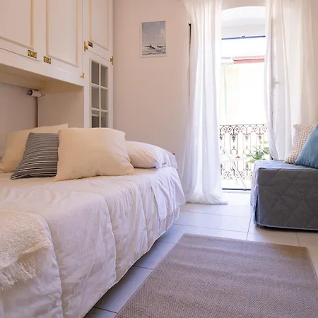 Apartamento 245b - Casa Johanna, Centro Storico, 140metri Dalla Baia Del Silenzio Patrimonio Unesco E Mare